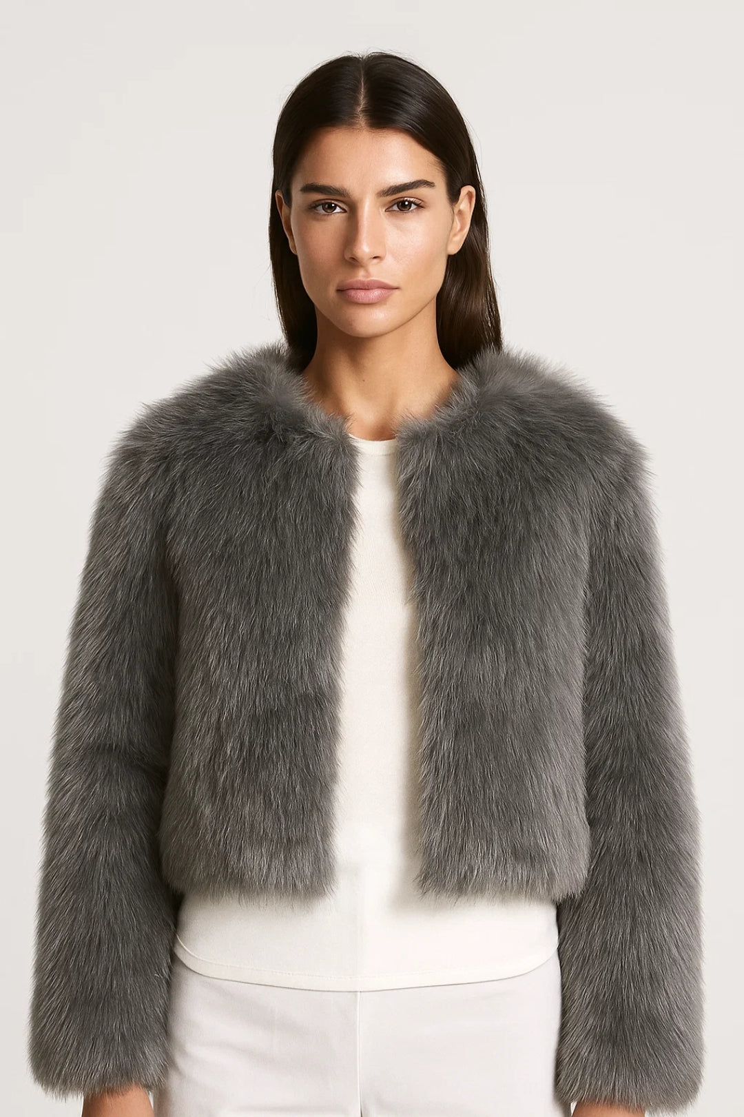 Kurze Damenjacke mit Felloptik | Offenes Design ohne Kragen | Elegant und Kuschelig