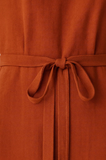 Ärmelloses Kleid | Midi mit Bindegürtel | Zeitlose Schlichtheit