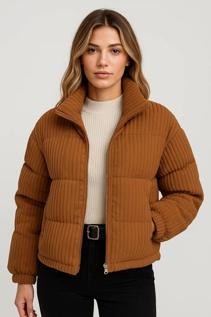 Kurze Jacke | Wattiertes Rippdesign mit Stehkragen | Warmer Komfort